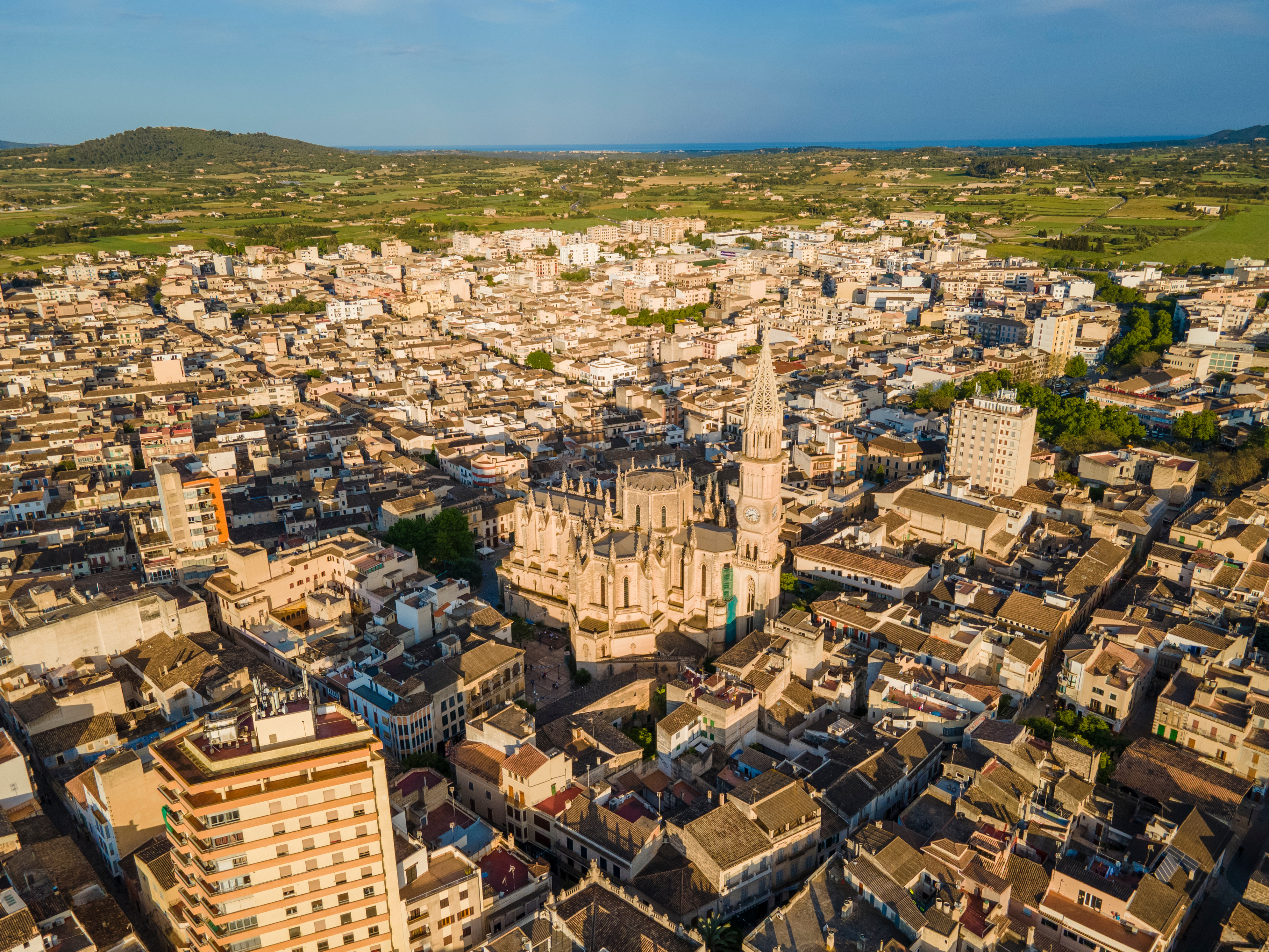 Kathedrale von Manacor aus der Vogelperspektive