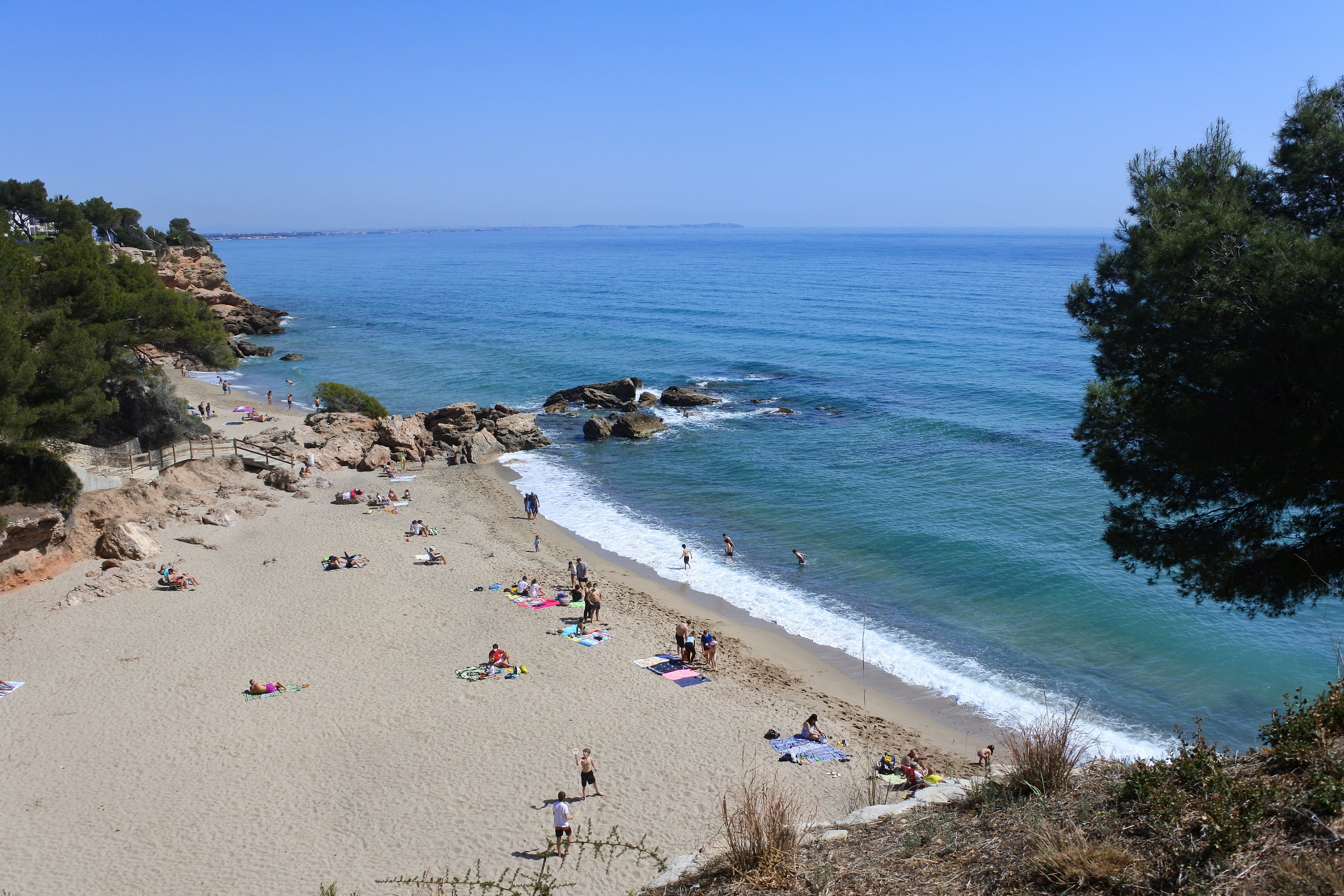 Kleine verträumte Badebucht von Cala Blava