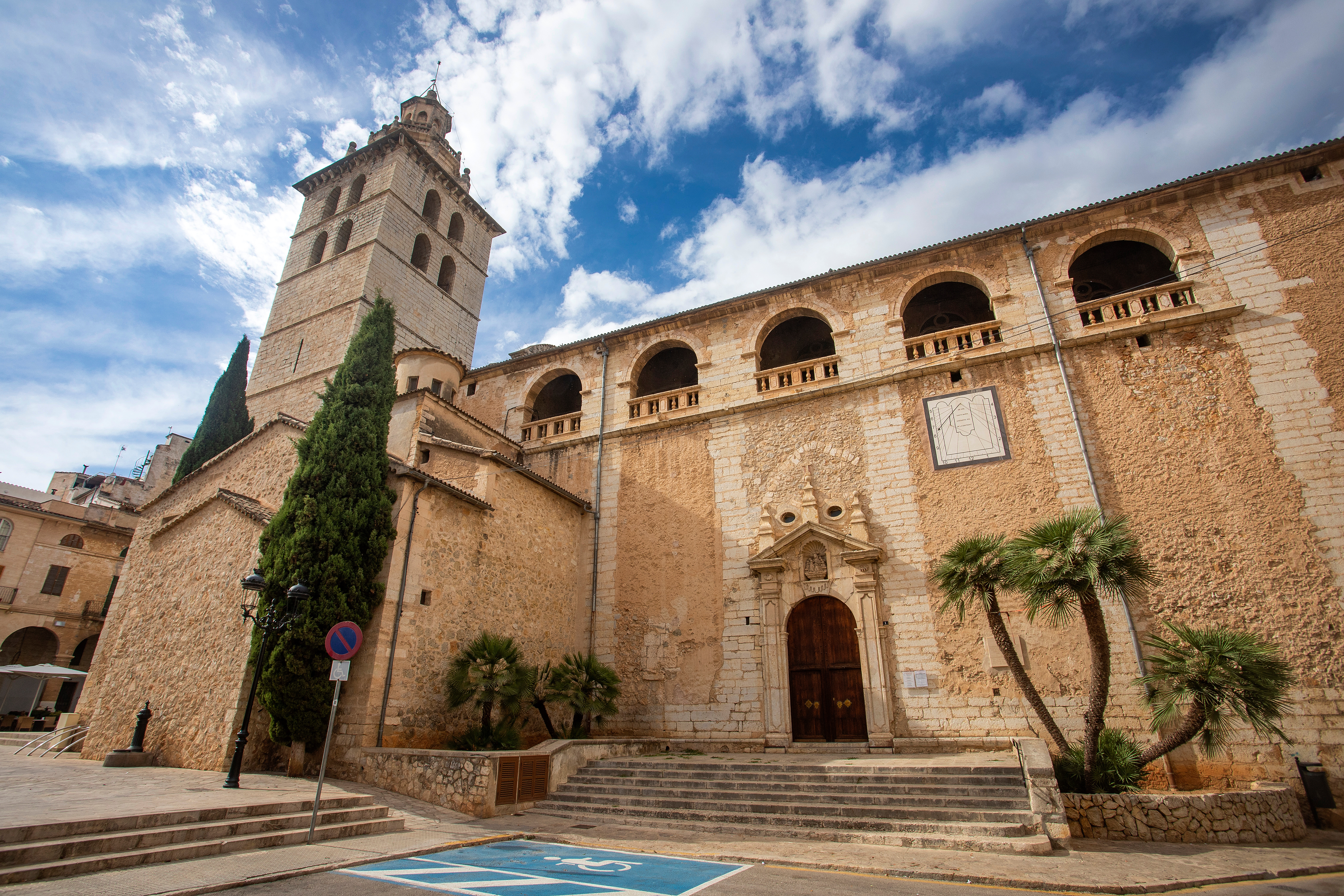 Santa Maria la Major is een rooms-katholieke kerk in Inca, gebouwd aan het einde van de 18e eeuw